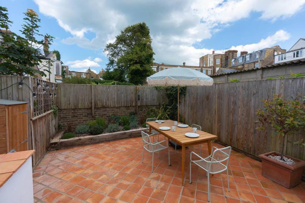 Apartment Gorgeous Garden *cafes/bars/beach Within Minutes* Margate